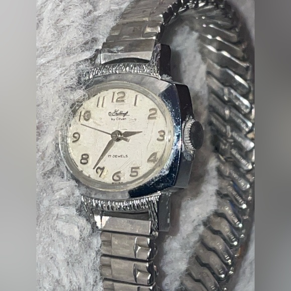 Chic Vintage Silver Watch Vintage Guildcraft By Gruen 17 Jewels Watch